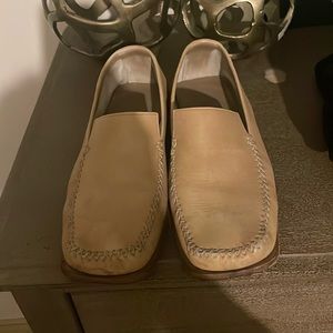 Luis Vuitton leather loafers